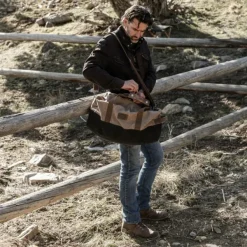 Barebones Varustekassit^Neelum Duffel laukku, ruskea