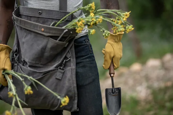 Barebones Puukot^Spade Hand Trowel puutarhalapio, Walnut