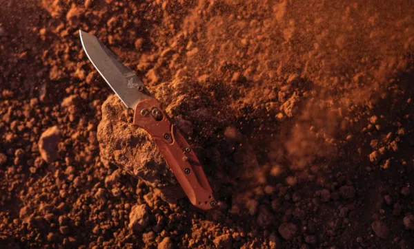 Benchmade Taittoveitset^945BK-03 Mini Osborne Design veitsi