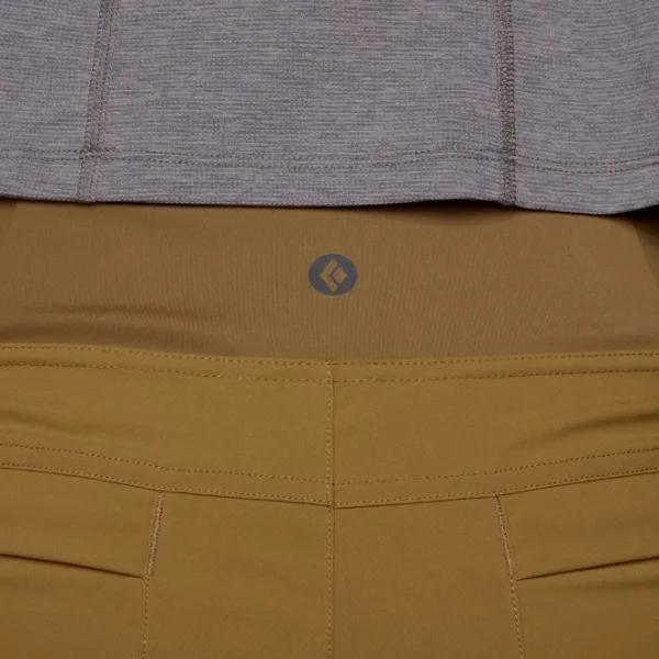 Black Diamond Technician Shorts naisten tekniset shortsit, vaaleanruskea| Shortsit