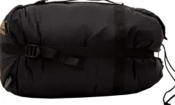 Carinthia Makuupussilakanat, peitot ja retkityynyt^kompressiopussi, S-koko, musta