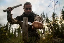 Casström Lars Fält veitsi tuluksilla| Metsästyspuukot