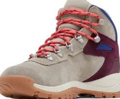 Columbia Ulkoilukengät^Newton Ridge Plus Waterproof Amped Kettle naisten vaelluskenkä, Marionberry