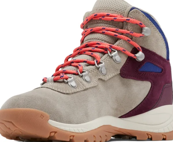 Columbia Ulkoilukengät^Newton Ridge Plus Waterproof Amped Kettle naisten vaelluskenkä, Marionberry