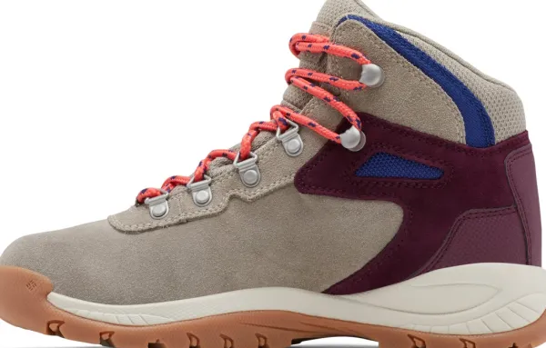 Columbia Ulkoilukengät^Newton Ridge Plus Waterproof Amped Kettle naisten vaelluskenkä, Marionberry