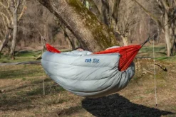 Eno Hammock Eno Blaze UnderQuilt lämmin alushuopa, harmaavalkoinen| Riippumatot