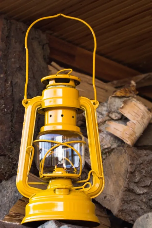 Feuerhand Muut Valaisimet^Storm Lantern 276 Keltainen