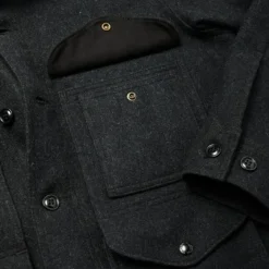Filson Ulkoilutakit^Mackinaw Cruiser takki, Charcoal