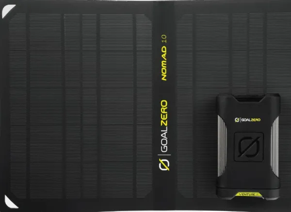 Goal Zero Paristot, Laturit Ja Vara-akut^Venture 35 Plus Solar Kit -virtapankki ja aurinkokennolaturi