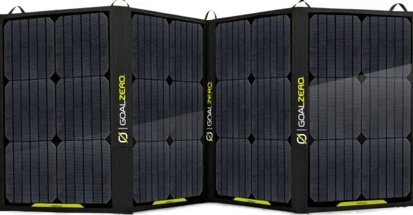 Goal Zero Goal Zero Nomad 100 -aurinkopaneeli| Juomapullot