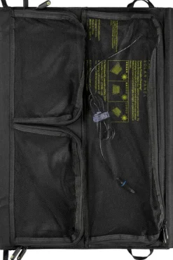 Goal Zero Goal Zero Nomad 100 -aurinkopaneeli| Juomapullot