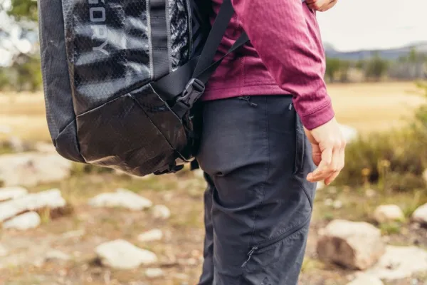 Gregory Varustekassit^Alpaca 60 Obsidian Black