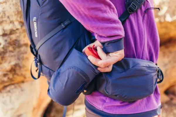 Gregory Deva 60 naisten rinkka, tummanharmaa| Reput Ja Rinkat