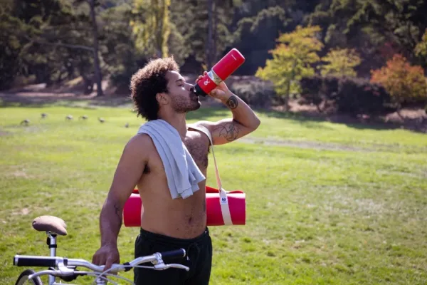 HydroFlask Eristetyt Juomapullot^Wide Insulated Sport Bottle juomapullo, 591ml, musta