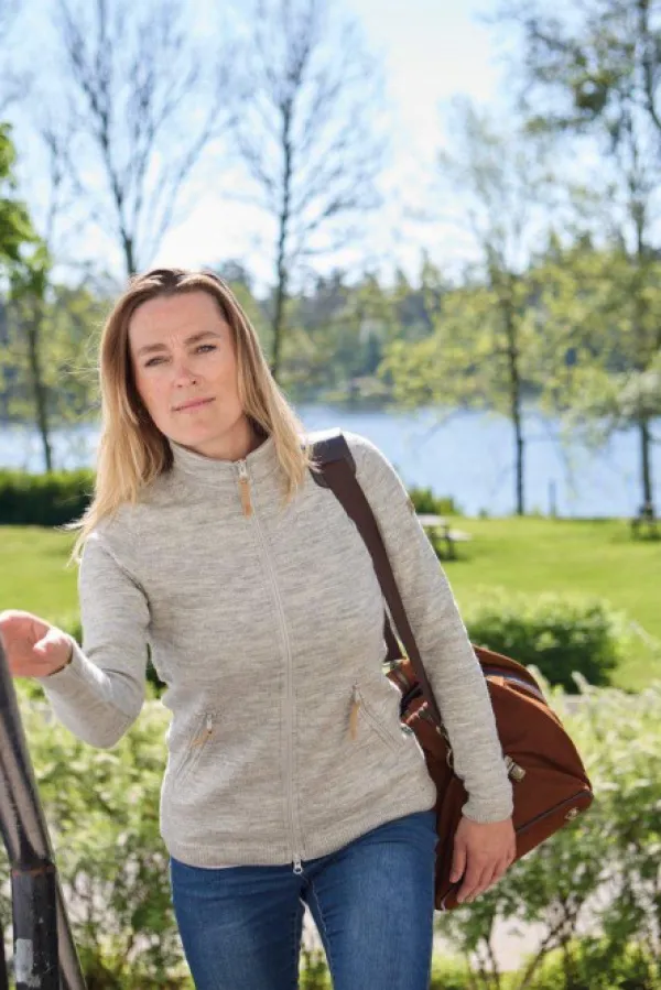 Ivanhoe of Sweden Hupparit, Fleecet Ja Välipaidat^Ivanhoe W'S Vanja Full Zip Light Silver Grey