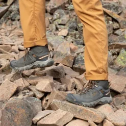 Keen Footwear Keen Targhee III Mid Waterproof -vaelluskengät, musta/ruskea| Ulkoilukengät