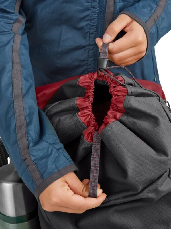 Klättermusen Delling Backpack päiväreppu, 20L, musta| Reput Ja Rinkat