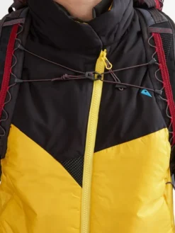 Klättermusen Raido 2.0 Backpack reppu, 38L, mustaharmaa| Reput Ja Rinkat