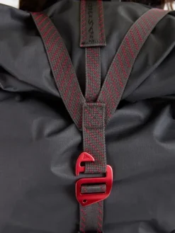 Klättermusen Raido 2.0 Backpack reppu, 38L, mustaharmaa| Reput Ja Rinkat