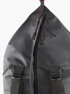 Klättermusen Varustekassit^Ydalir Duffelbag 100L Raven