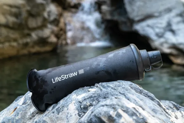 Lifestraw Peak Squeeze 1000 ml vedensuodatin, Dark Grey| Vedenpuhdistus