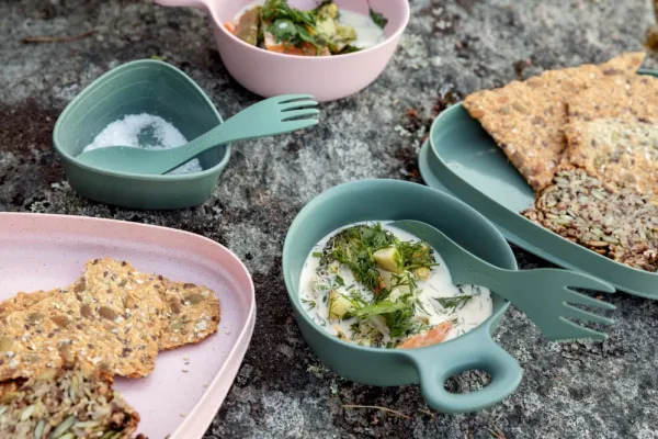 Light My Fire OutDoor MealKit BIO astiasarja, Slaty Black| Astiat Ja Ruokailuvälineet