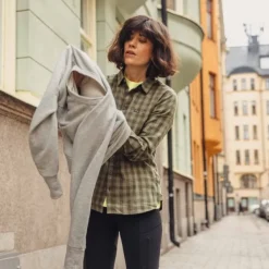 Lundhags Ekren LS Shirt naisten kauluspaita, Clover| Flanelli- Ja Kauluspaidat