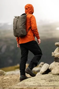 Lundhags Polvihousut^Laka ulkoiluhousut musta