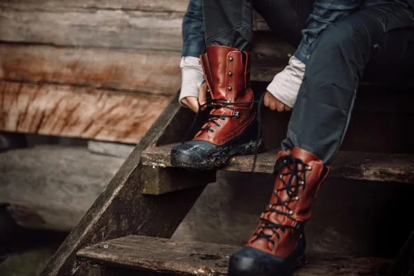 Lundhags Vaellus- Ja Trekkingkengät^Vandra II High vaelluskenkä, unisex, punaruskea/musta