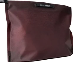 Matador FlatPak Zipper Toiletry Case toilettilaukku, Garnet| Toilettilaukut