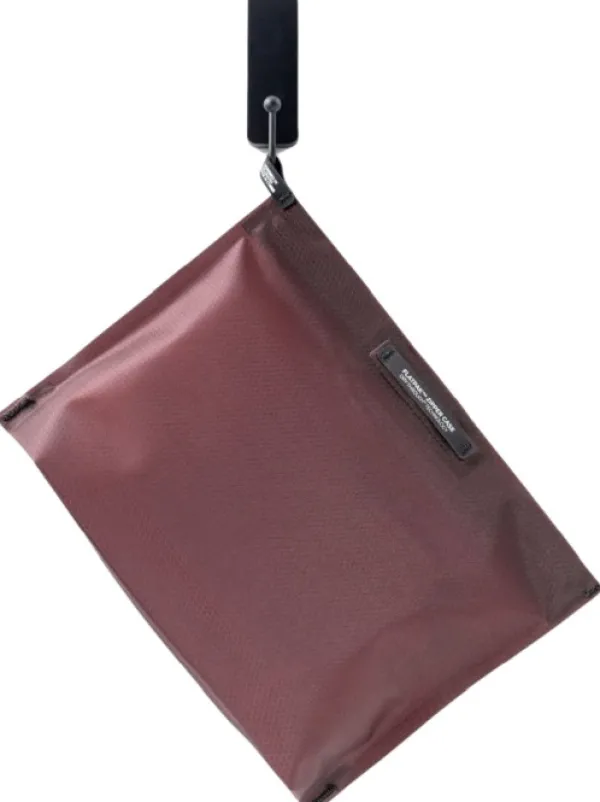 Matador FlatPak Zipper Toiletry Case toilettilaukku, Garnet| Toilettilaukut