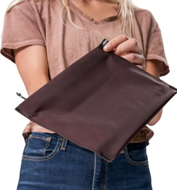 Matador FlatPak Zipper Toiletry Case toilettilaukku, Garnet| Toilettilaukut