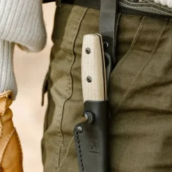 Morakniv Puukot^Finn Blackblade puukko, S, Ash Wood