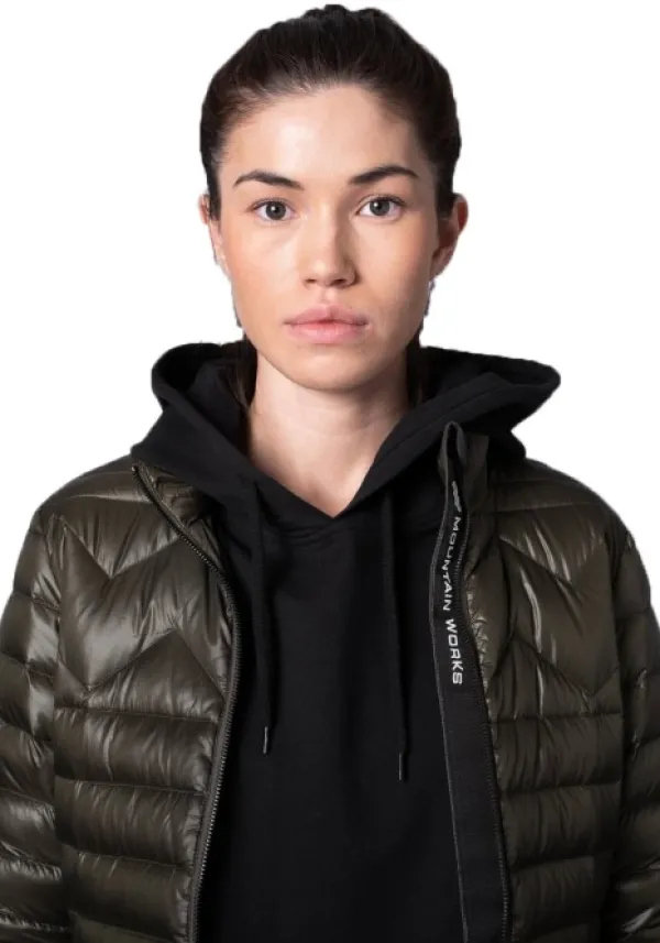 Mountain Works Untuvatakit^W's Featherlight Jacket Military