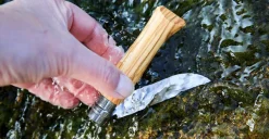 Opinel Kotelot Ja Tarvikkeet^Luxury Olive No8 8,5 cm taskuveitsi + kotelo lahjapakkauksessa