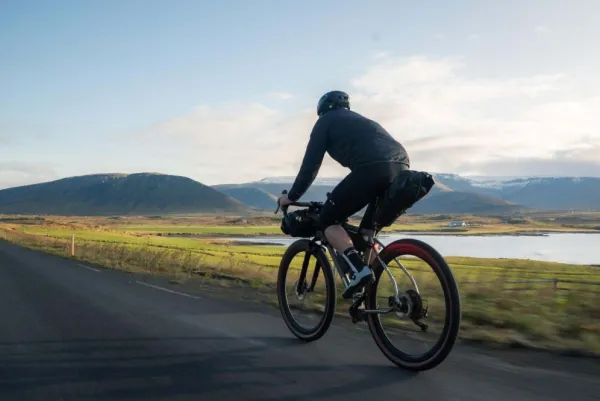 Osprey Polkupyoralaukut^Escapist Saddle Bag Large Black