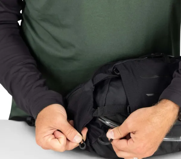 Osprey Polkupyoralaukut^M's Raptor 4 Black