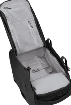 Osprey Sojourn Shuttle 45 matkalaukku, musta| Matkalaukut