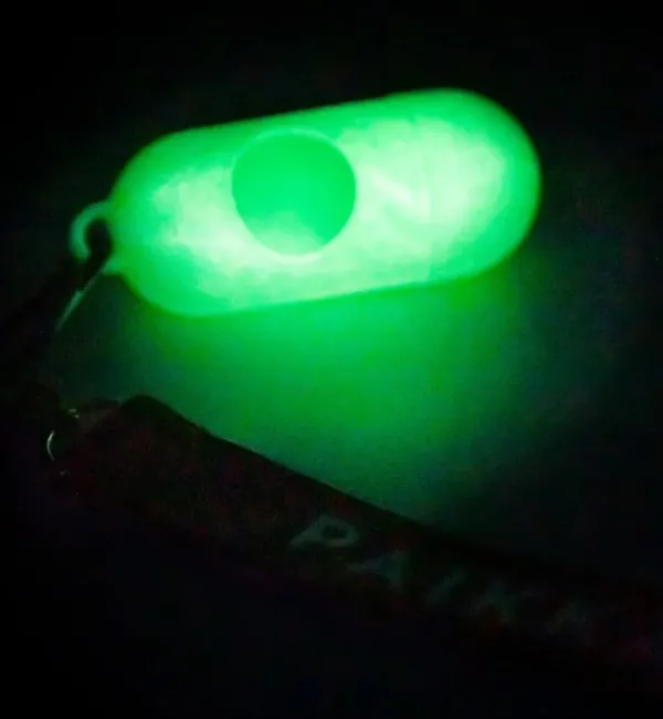 PAIKKA Glow Poop Bag Holder kakkapussipidike| Koirankakkapussit