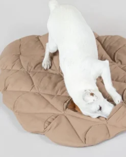 PAIKKA Pine Cone Playmat aktivointimatto, ruskea| Aktivointilelut