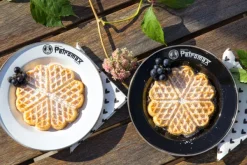 Petromax Astiat Ja Ruokailuvälineet^Enamel Plates 22 cm Black 2-pack