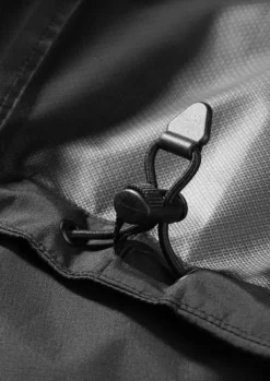 Rab Downpour Eco Jacket naisten ulkoilutakki, musta| Sadevaatteet