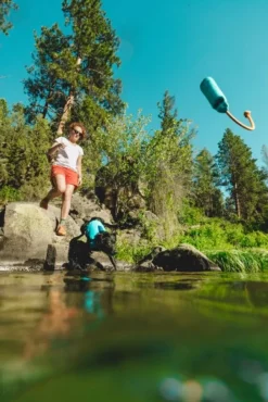 RuffWear Lunker Toy Biolumin Blue| Aktivointilelut