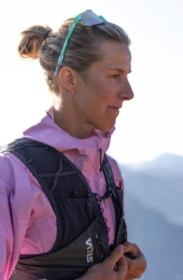 Silva Juomajärjestelmät^Strive 5 Vest Black