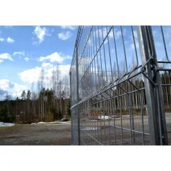 Koiratarhat ja kopit Suomi-koiratarhan ovielementti| Koiratarhat Ja Tarhaelementit