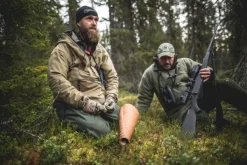 Swazi Metsästystakit/Anorakit Metsälle^Kagoule anorakki metsästykseen, tummanvihreä