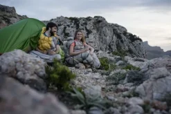 Vaude Makuupussit/Kolmen Vuodenajan Makuupussit^Meglis 1100 SYN -makuupussi Marigold