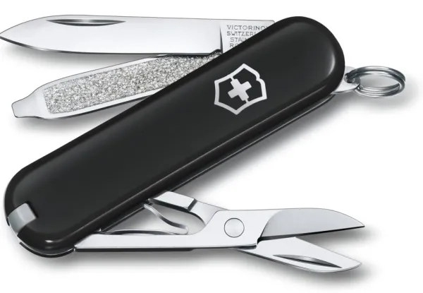 Victorinox Monitoimityökalut^Classic SD -monitoimityökalu, musta
