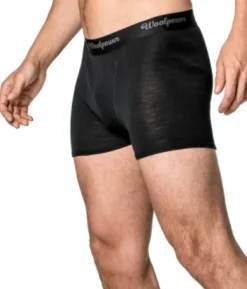 Woolpower Alusvaatteet^Boxer Lite bokserit, musta